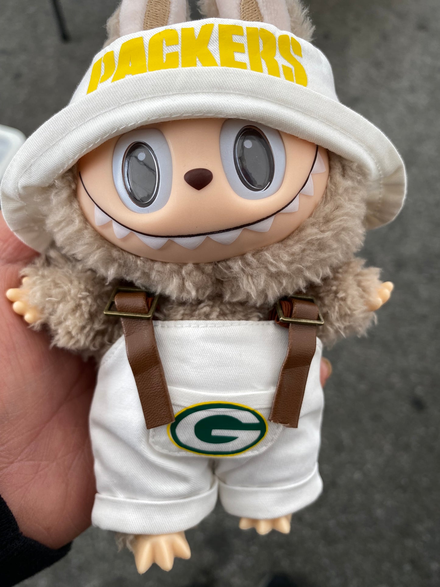 Packers labubu outfit (labubu not included )