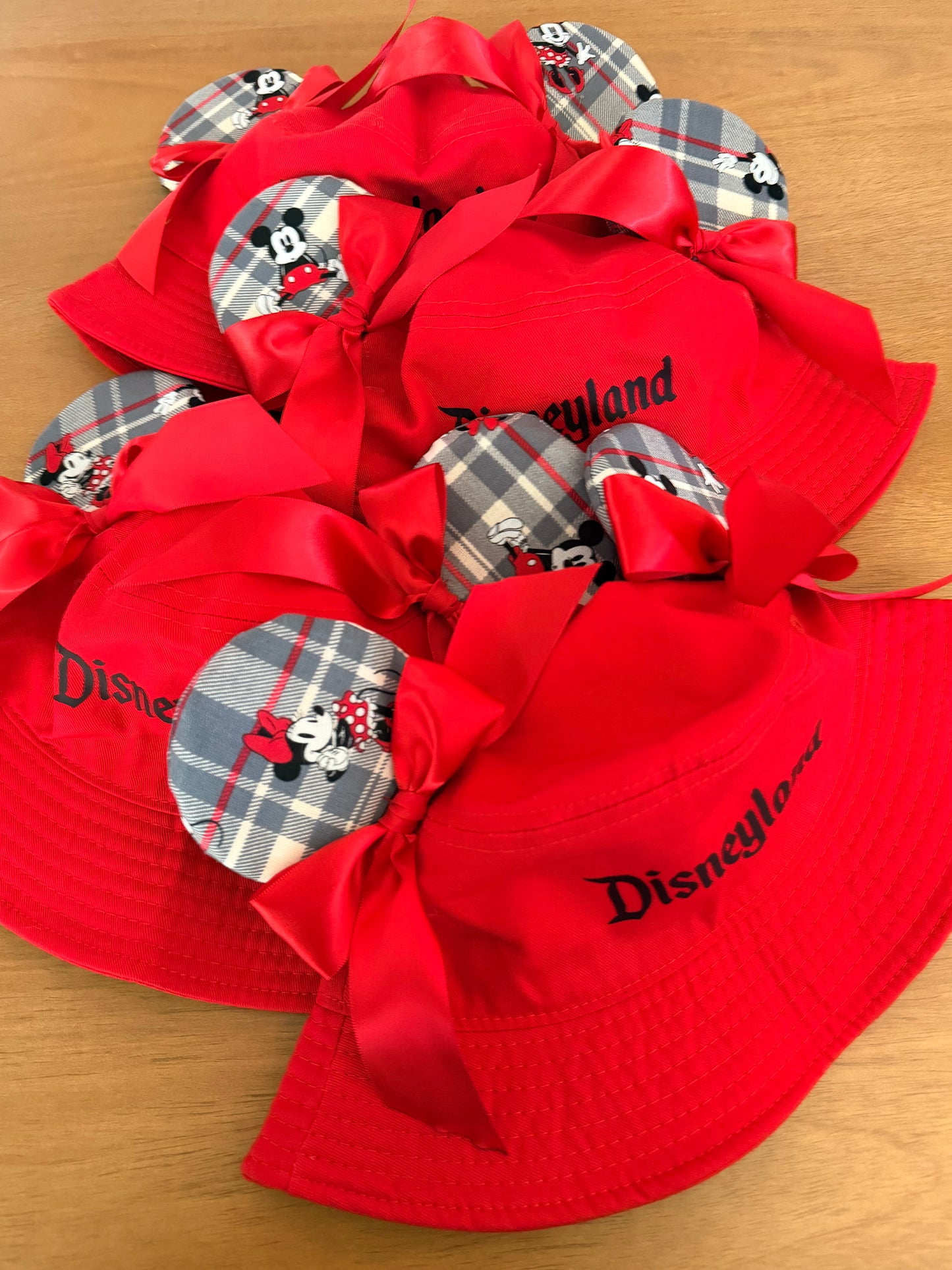 Mickey and Minnie Bow Adult bucket hat